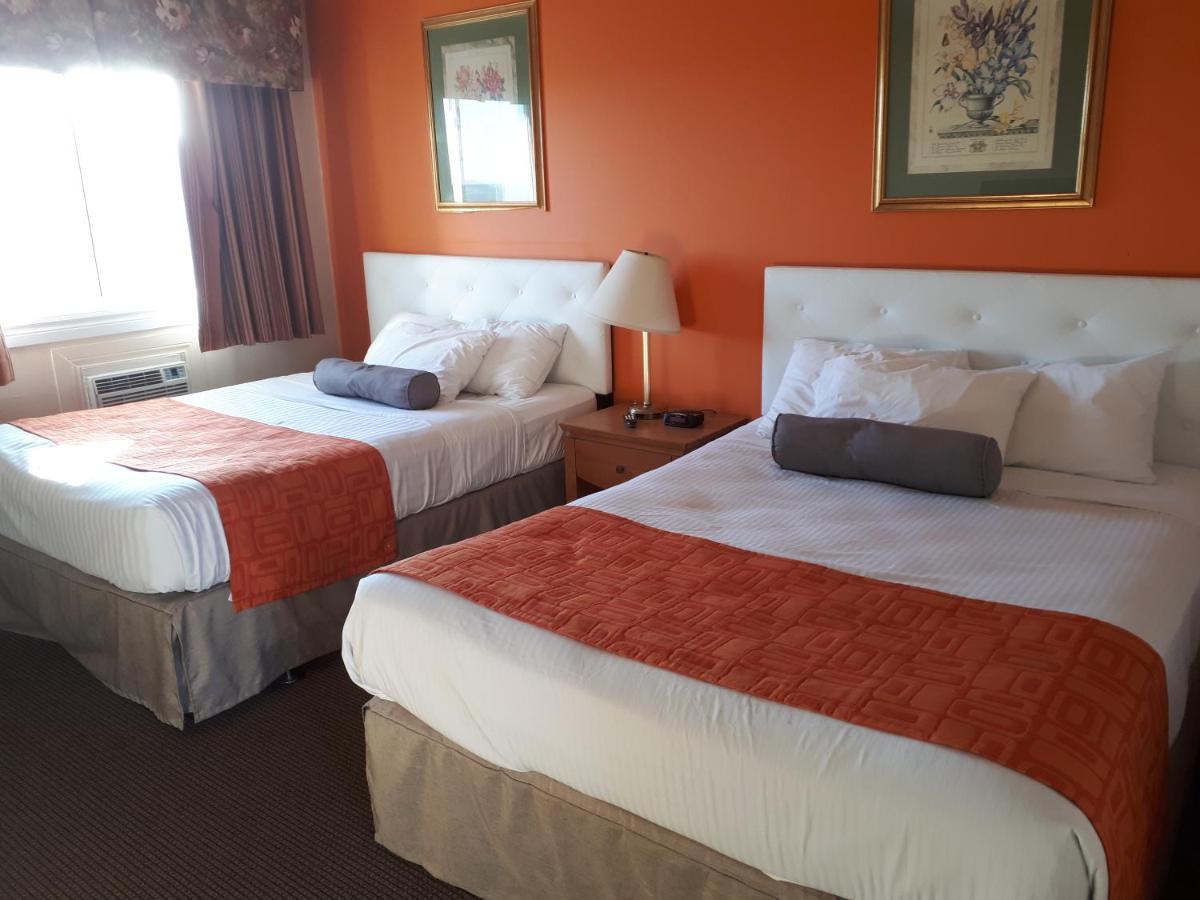Howard Johnson By Wyndham Woodstock Nb מראה חיצוני תמונה