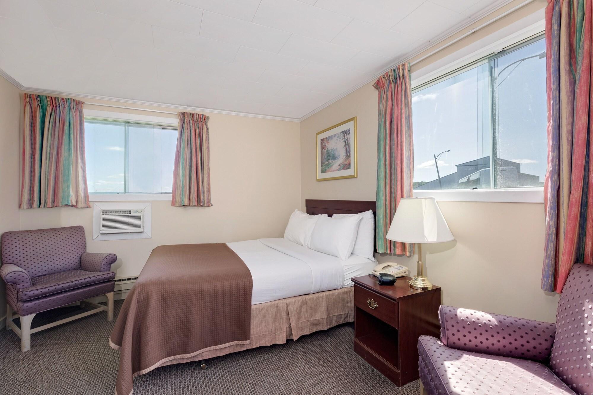 Howard Johnson By Wyndham Woodstock Nb מראה חיצוני תמונה
