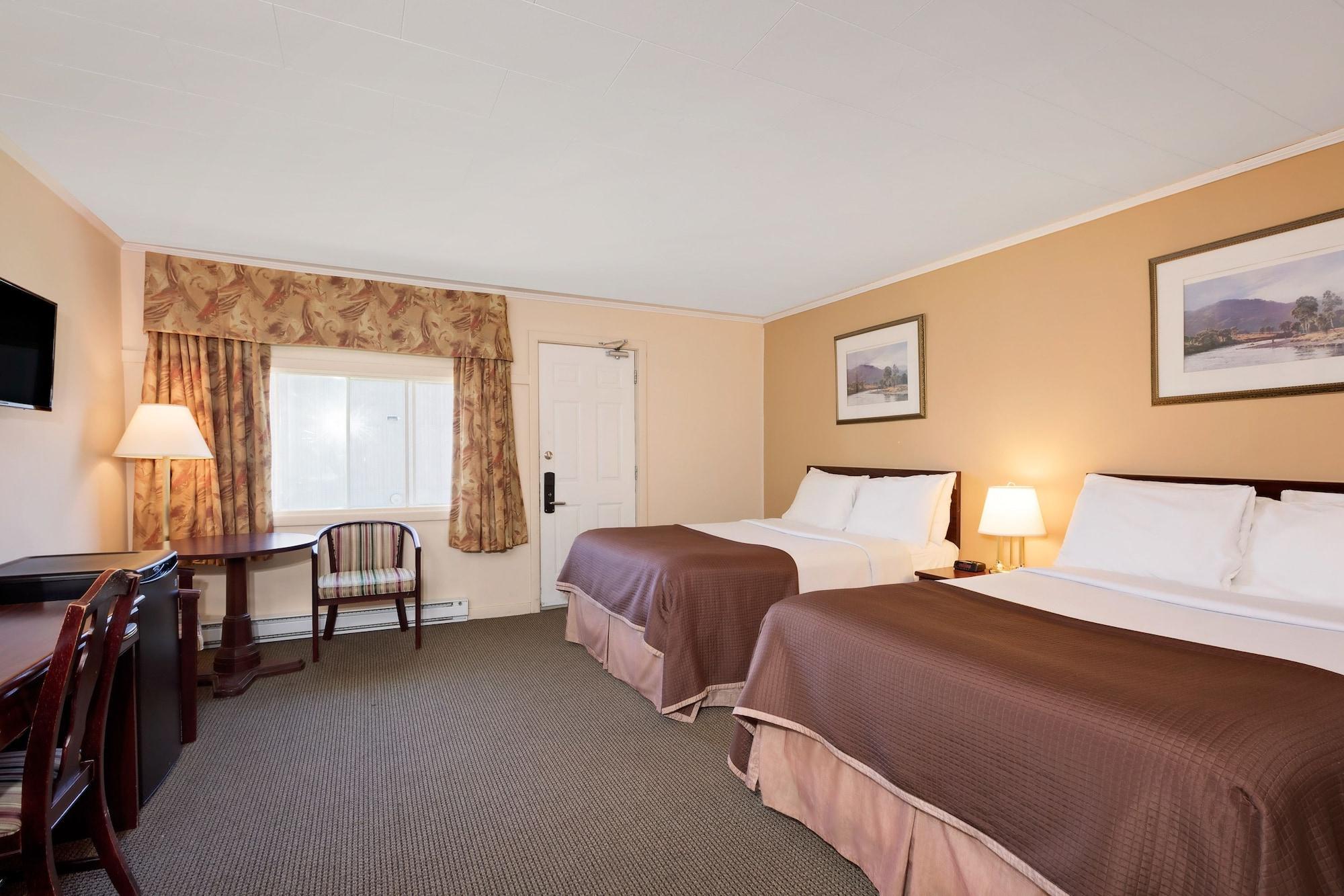 Howard Johnson By Wyndham Woodstock Nb מראה חיצוני תמונה
